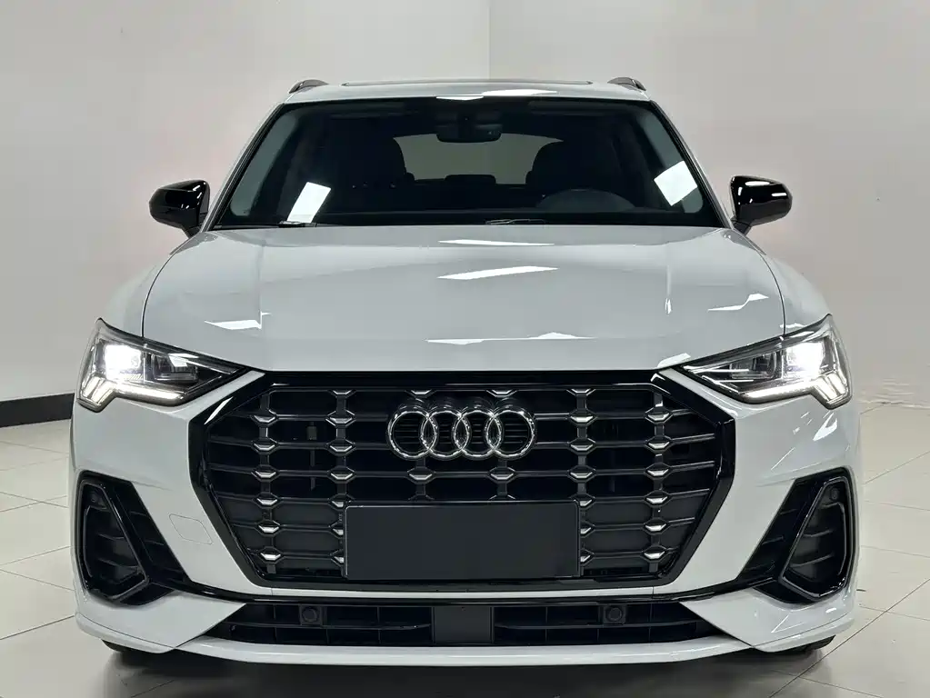 Audi Q3 — фото 2