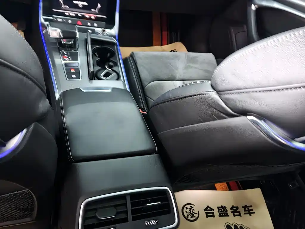 Audi A6L New Energy — фото 15