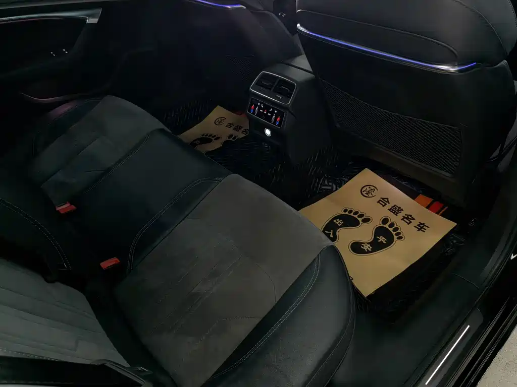 Audi A6L New Energy — фото 18