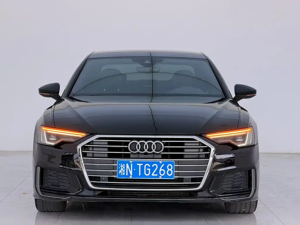 Audi A6L — фото 2