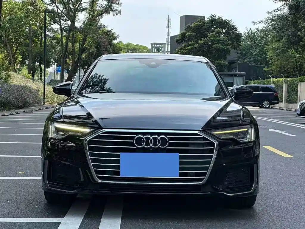 Audi A6L — фото 2