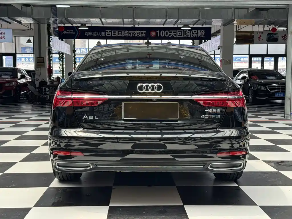 Audi A6L — фото 8