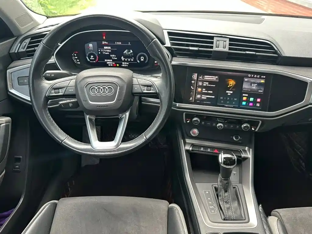Audi Q3 — фото 4