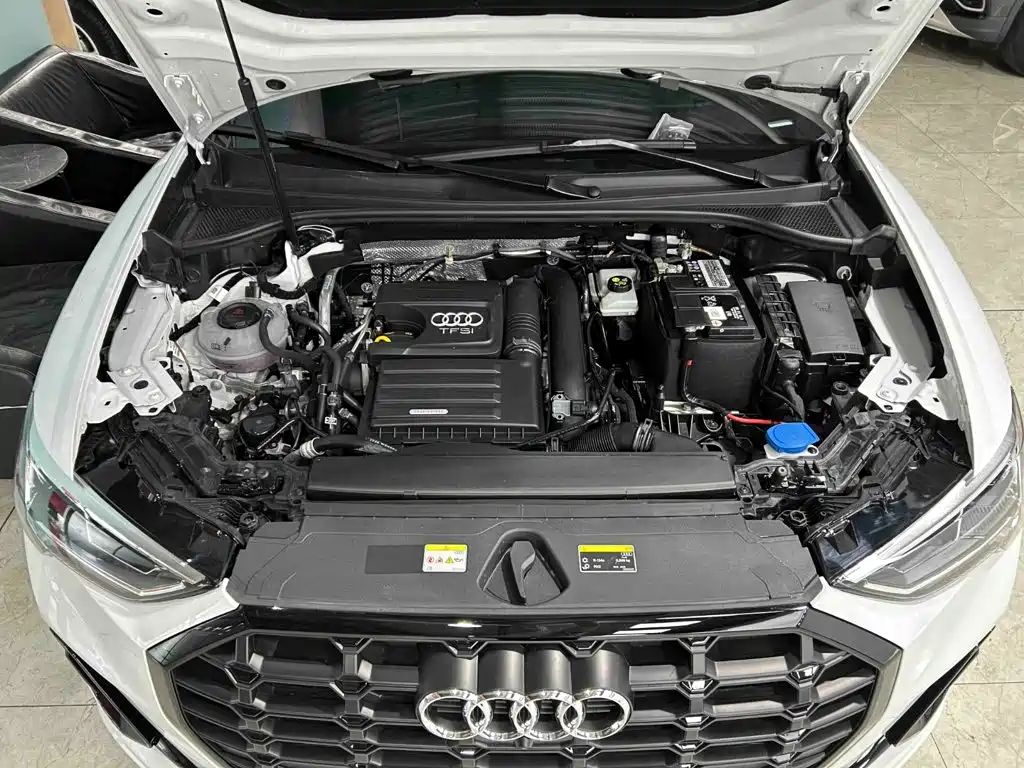 Audi Q3 — фото 26