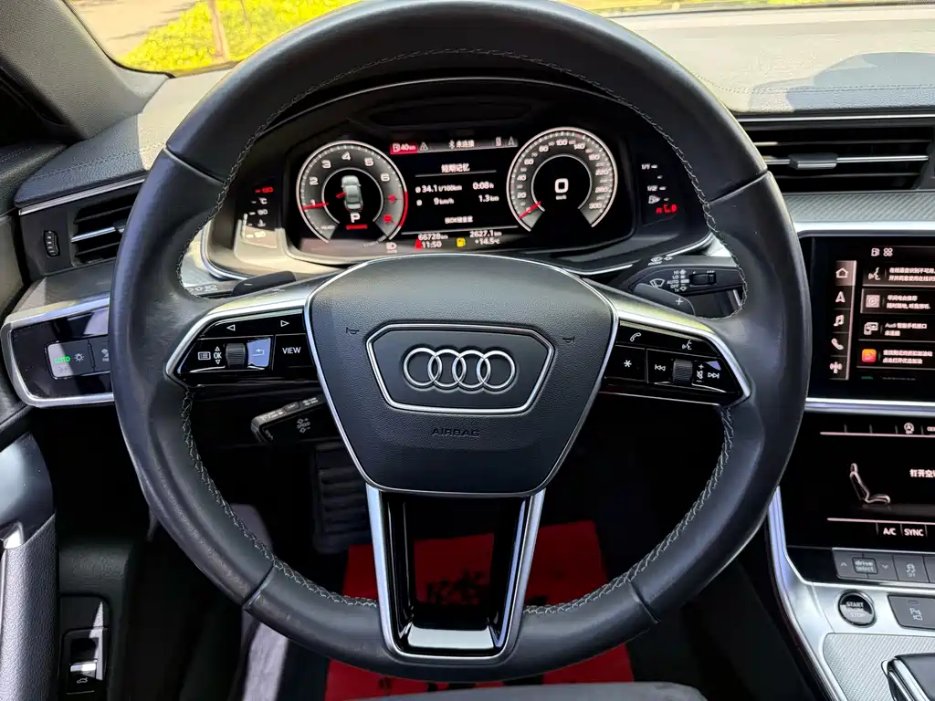 Audi A6L — фото 11