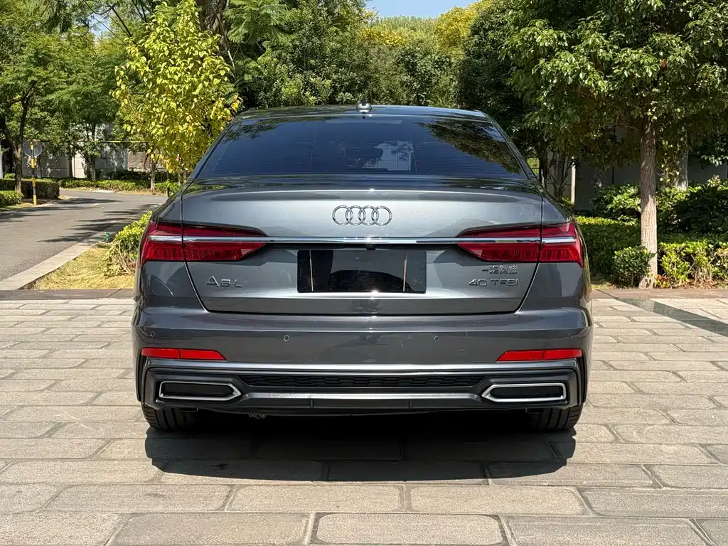 Audi A6L — фото 8