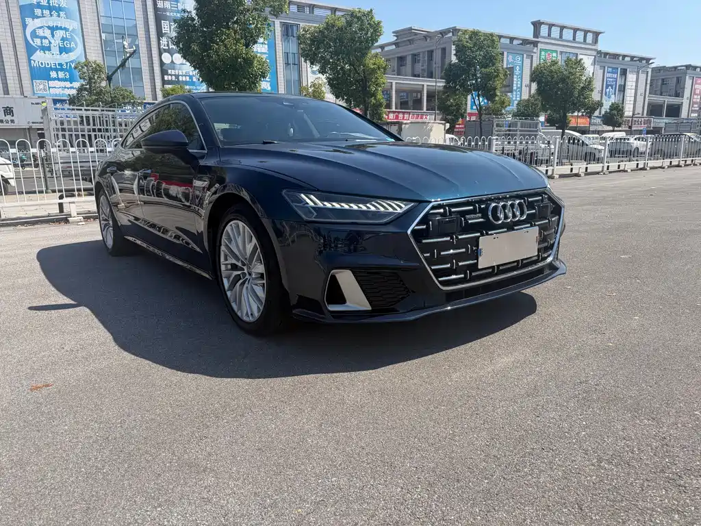 Audi A7L — фото 3