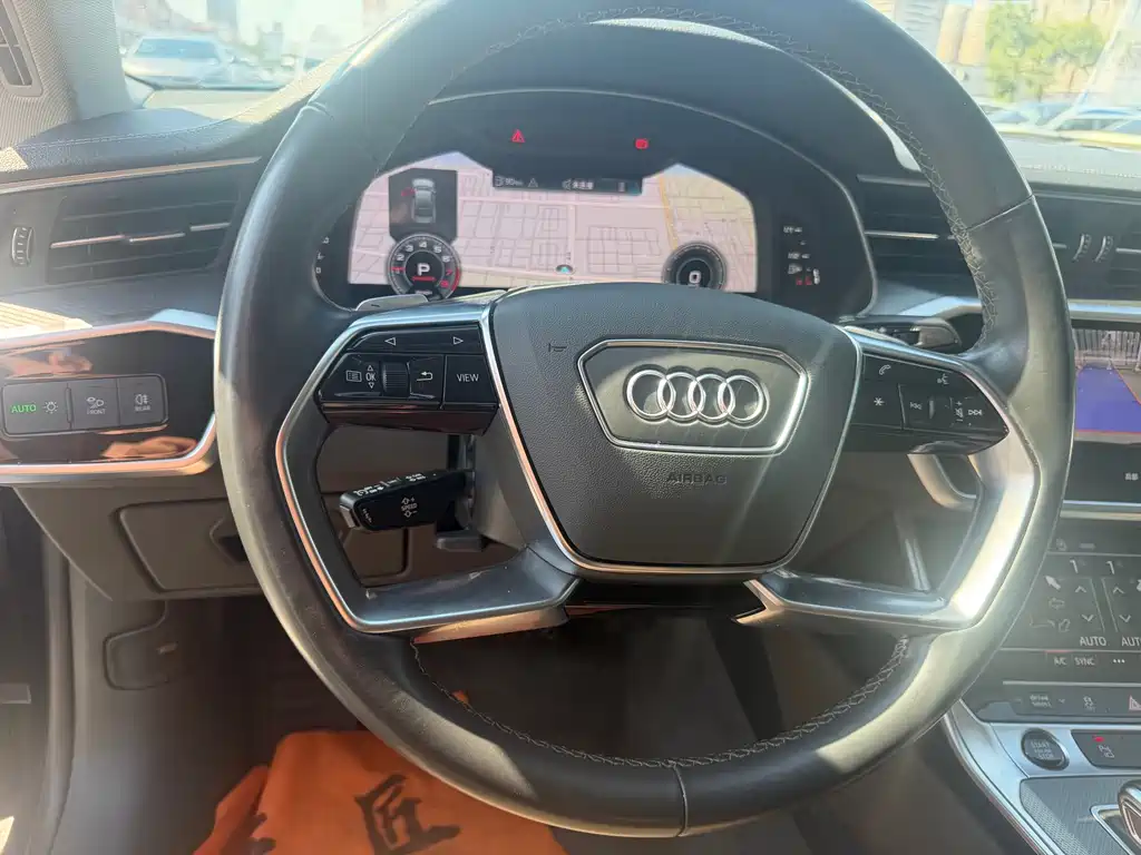 Audi A7L — фото 6