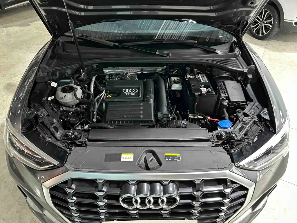Audi Q3 — фото 26