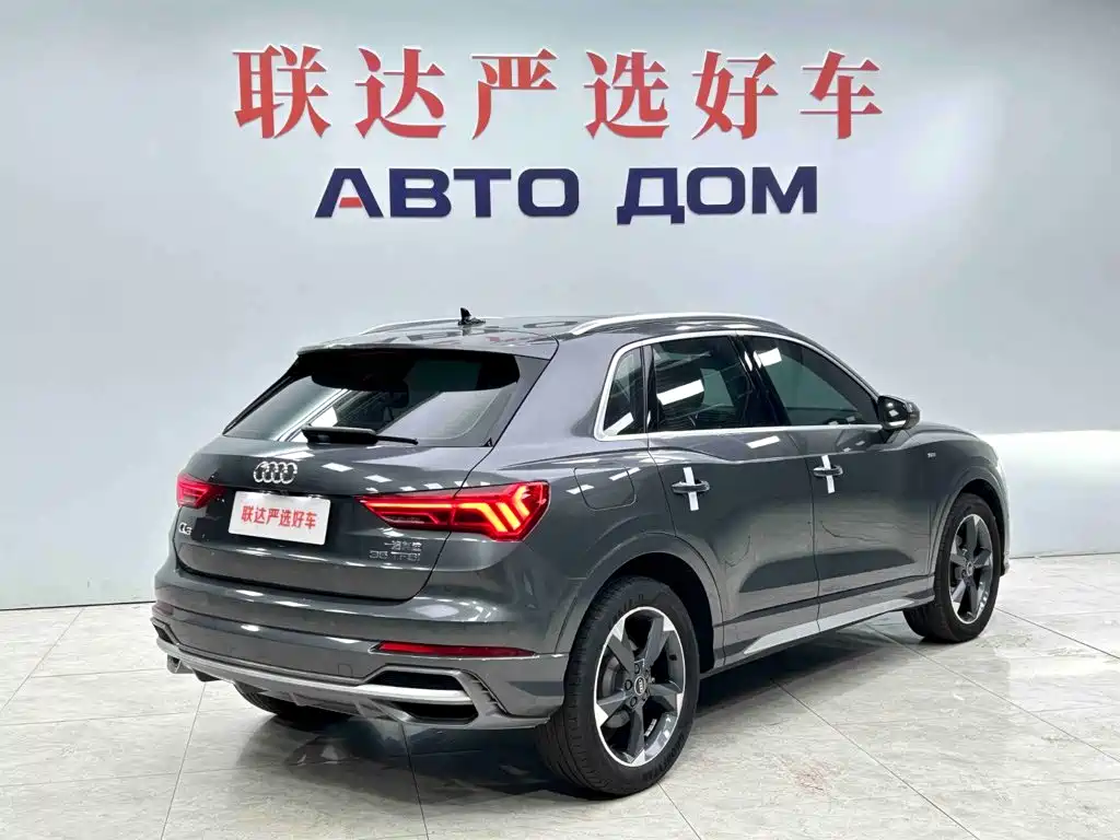 Audi Q3 — фото 6