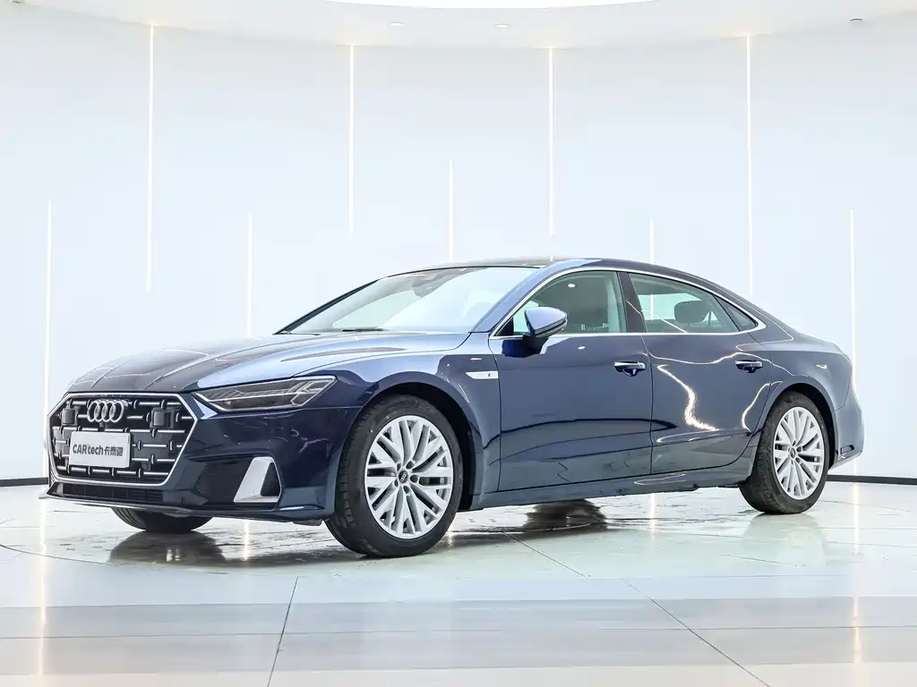Audi A7L — фото 2