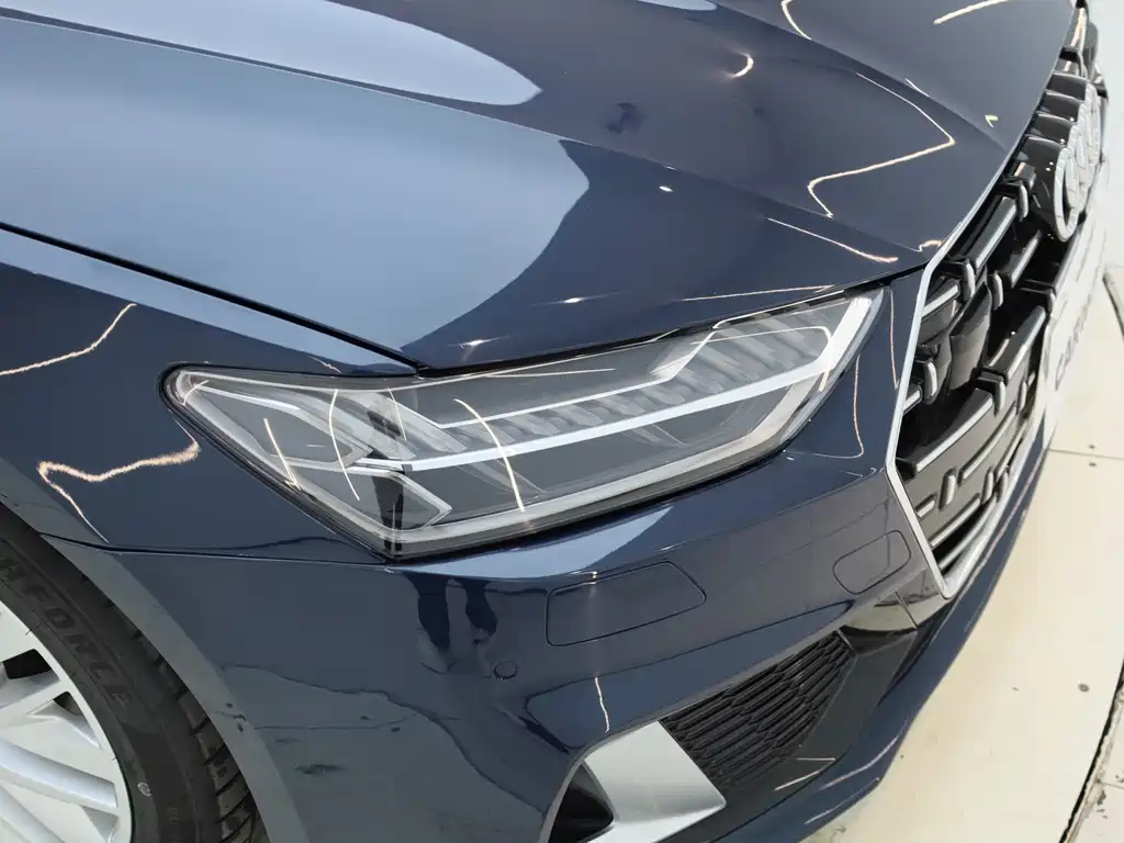 Audi A7L — фото 14