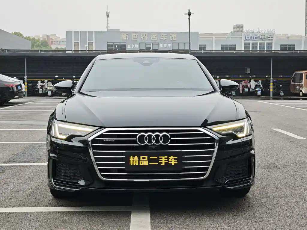Audi A6L — фото 2