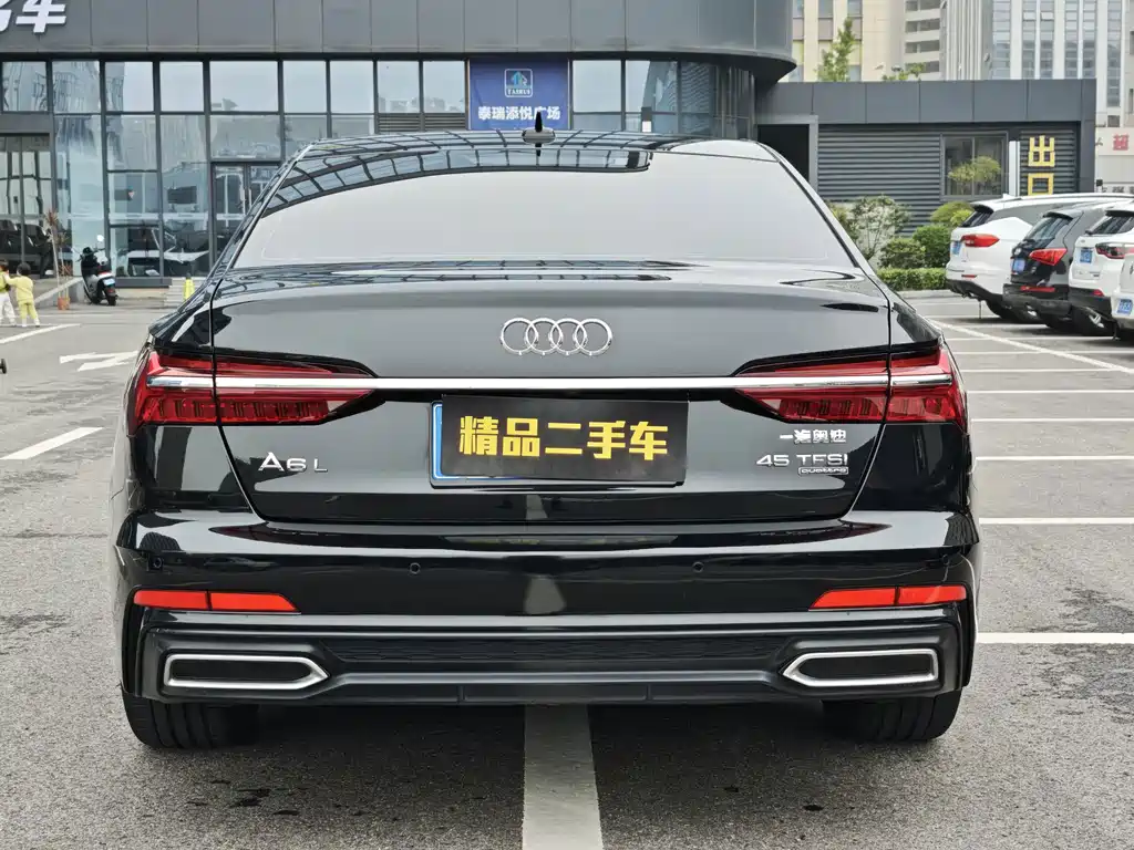 Audi A6L — фото 5