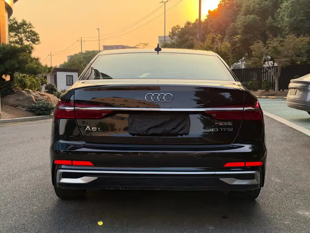 Audi A6L — фото 17