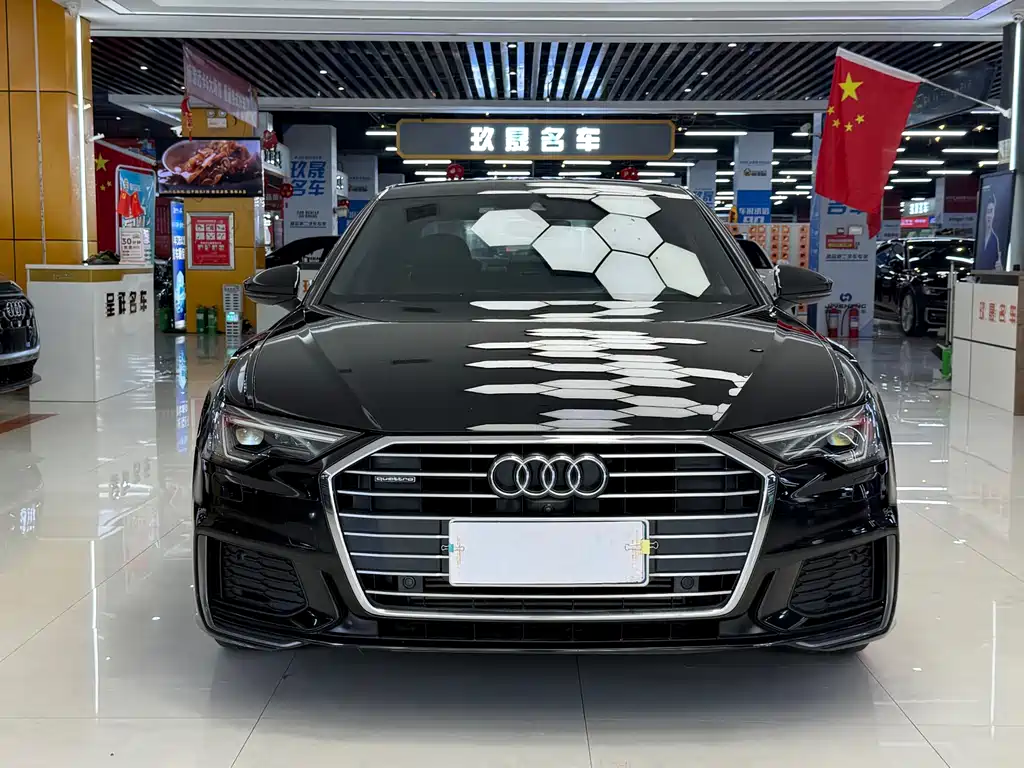 Audi A6L — фото 2