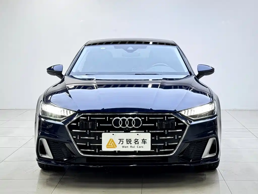 Audi A7L — фото 2