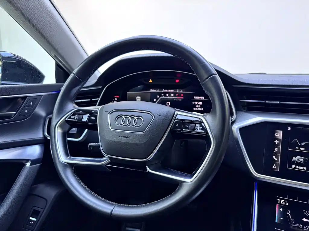 Audi A7L — фото 15
