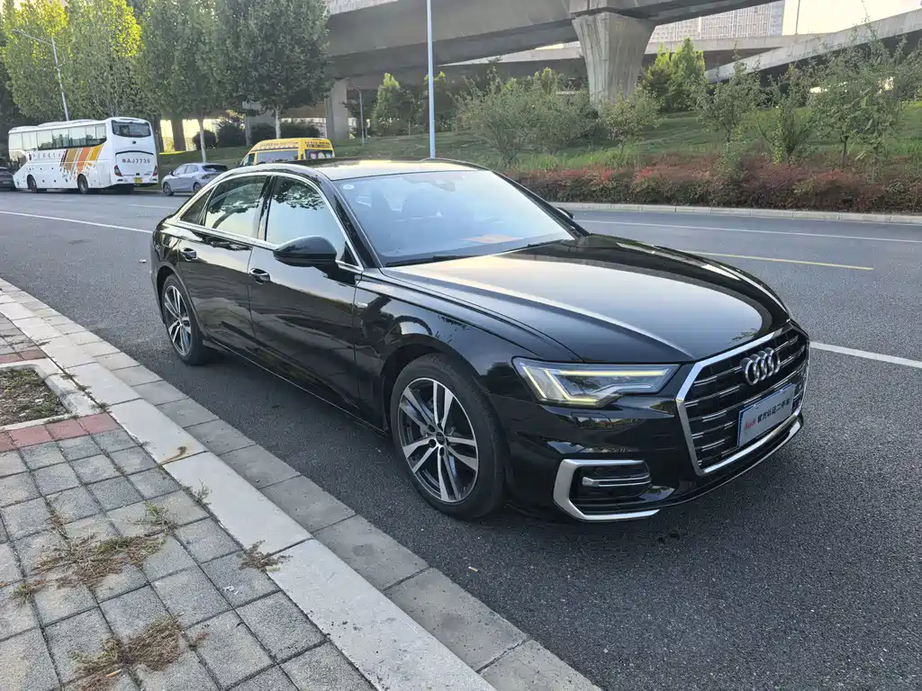 Audi A6L — фото 3
