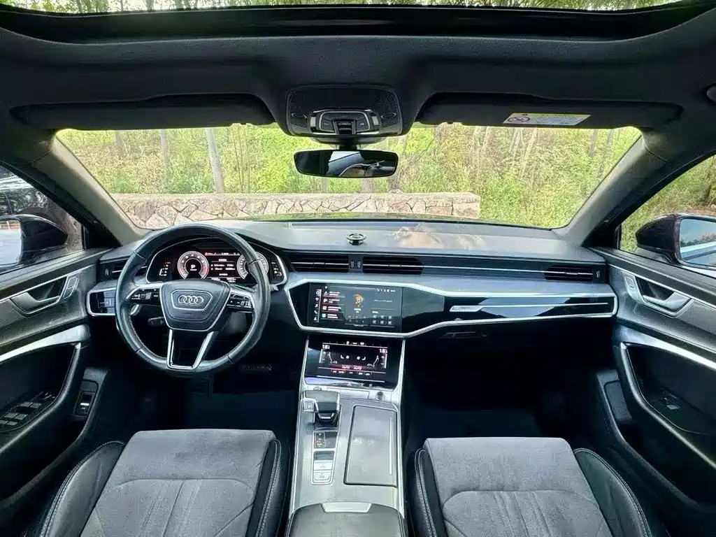 Audi A6L — фото 5