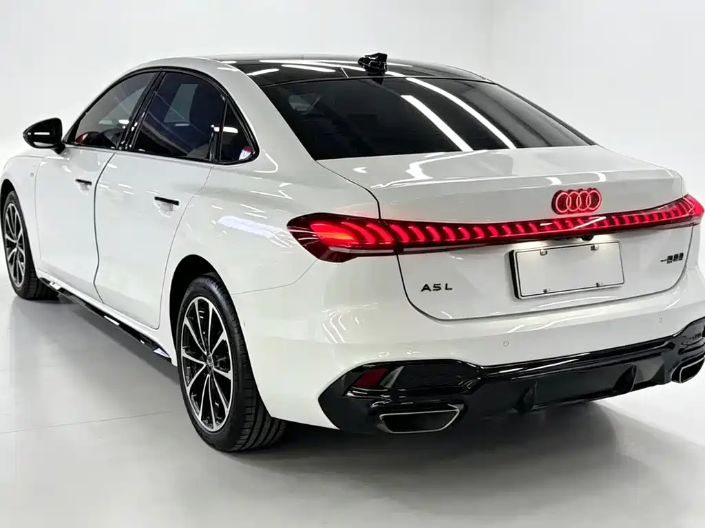Audi A5L — фото 4