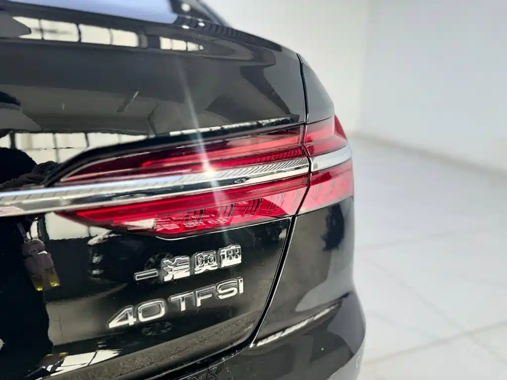 Audi A6L — фото 17