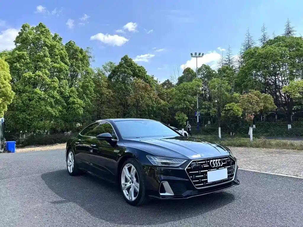Audi A7L — фото 3