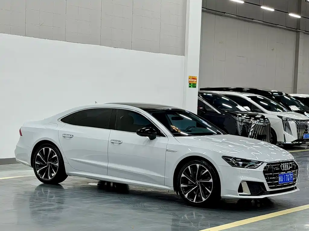 Audi A7L — фото 3