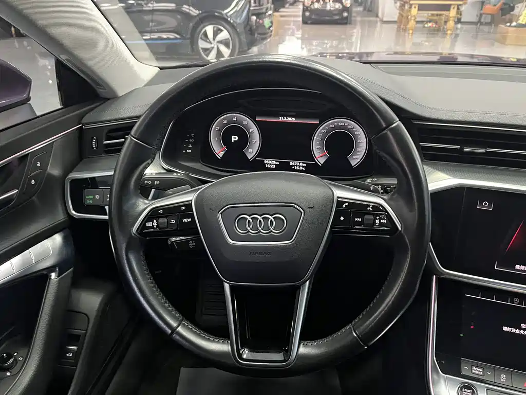 Audi A7 — фото 15