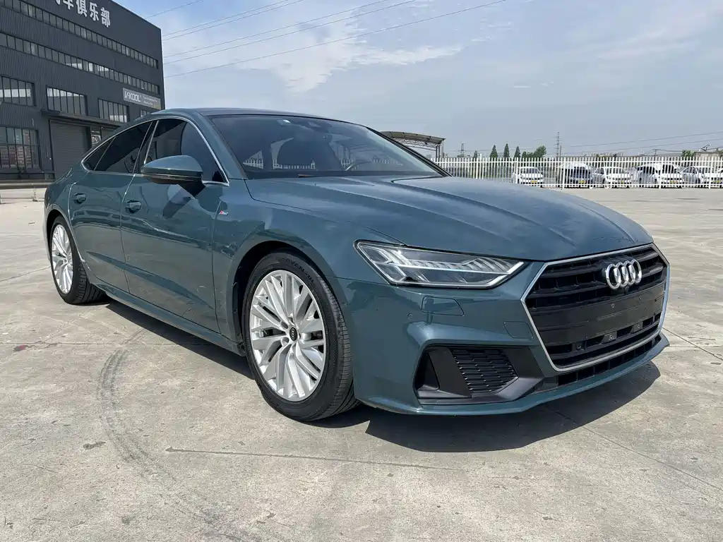 Audi A7 — фото 25