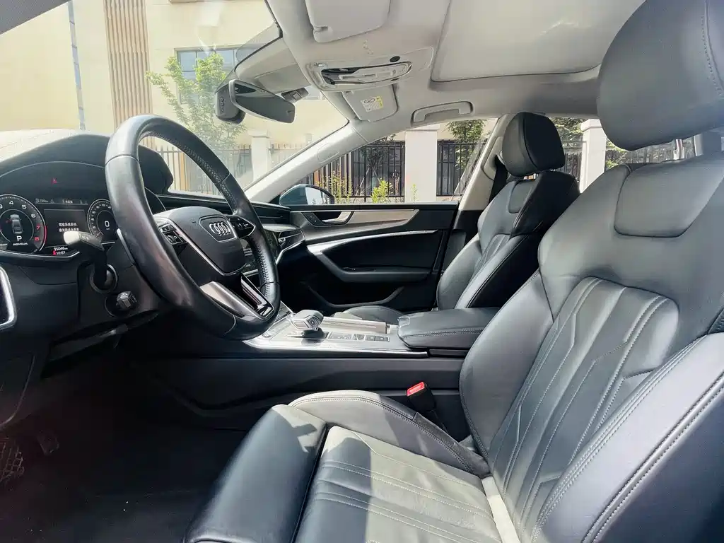 Audi A7 — фото 38