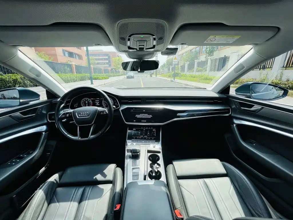 Audi A7 — фото 39
