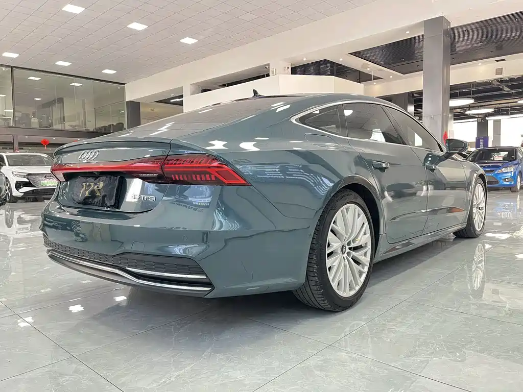 Audi A7 — фото 5