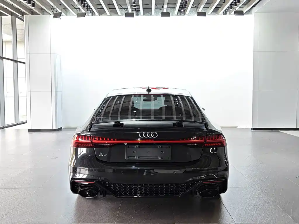 Audi A7 — фото 18