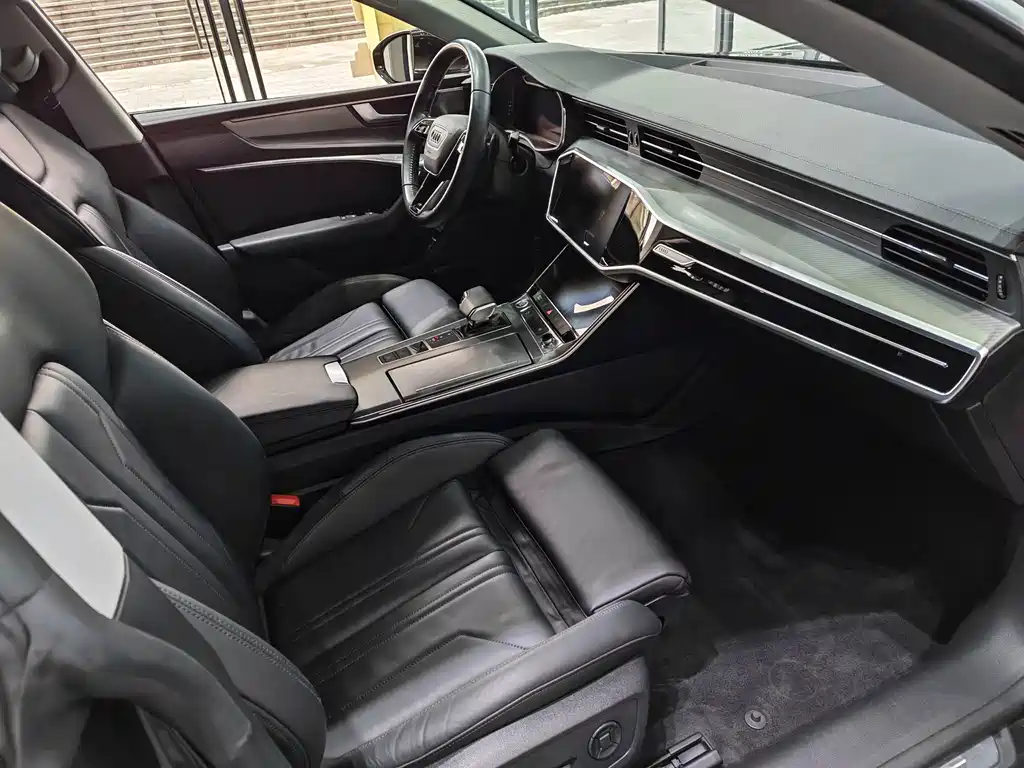 Audi A7 — фото 5