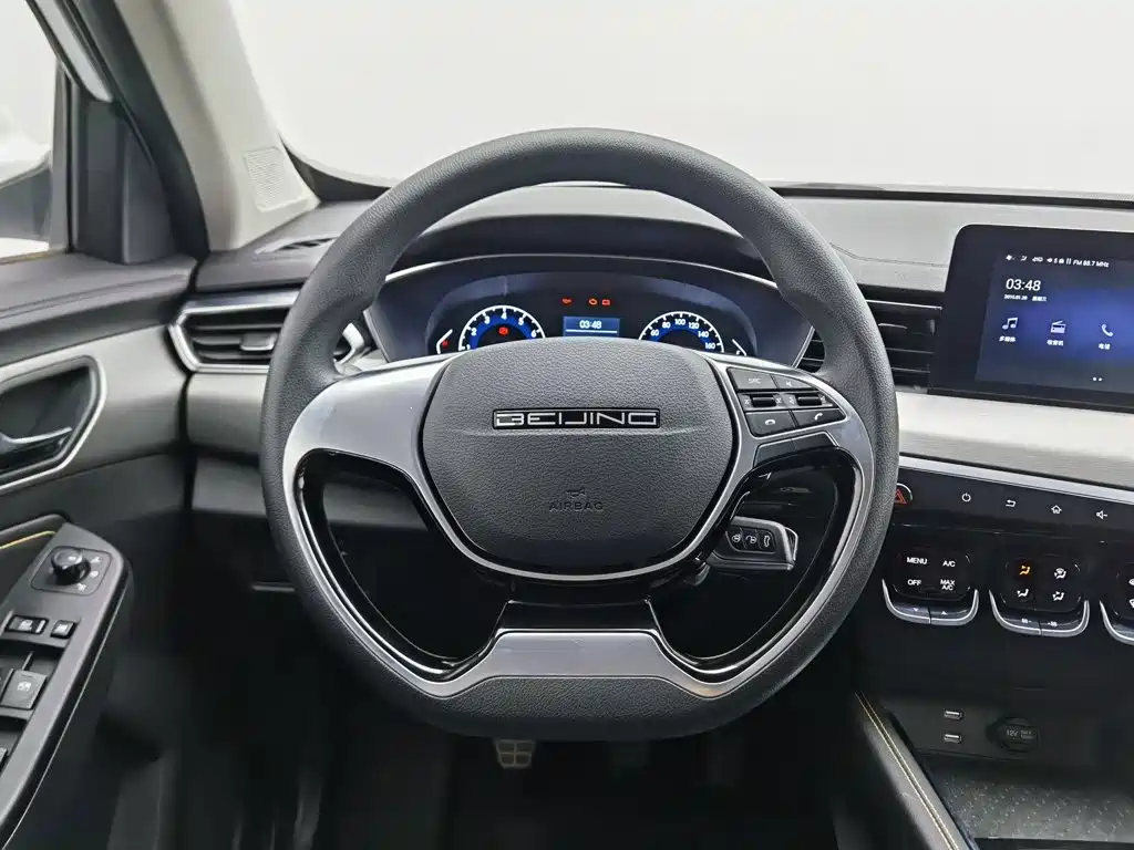BAIC X3 — фото 11