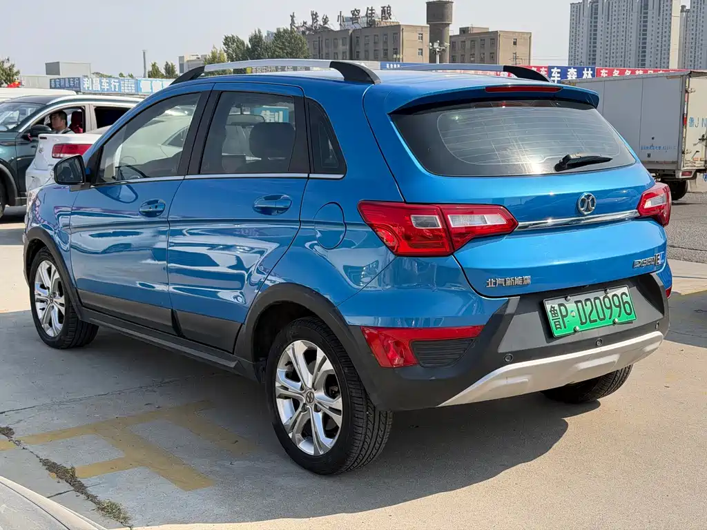 BAIC New Energy EX — фото 6
