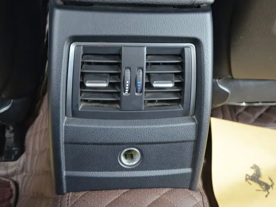 BMW 3 Series GT — фото 11