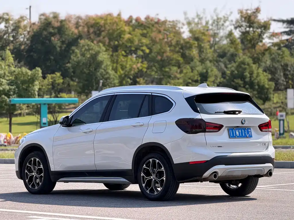 BMW X1 — фото 14