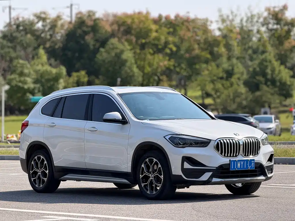 BMW X1 — фото 3