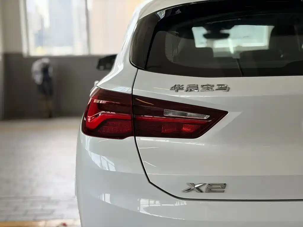 BMW X2 — фото 9
