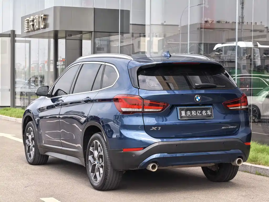 BMW X1 — фото 4