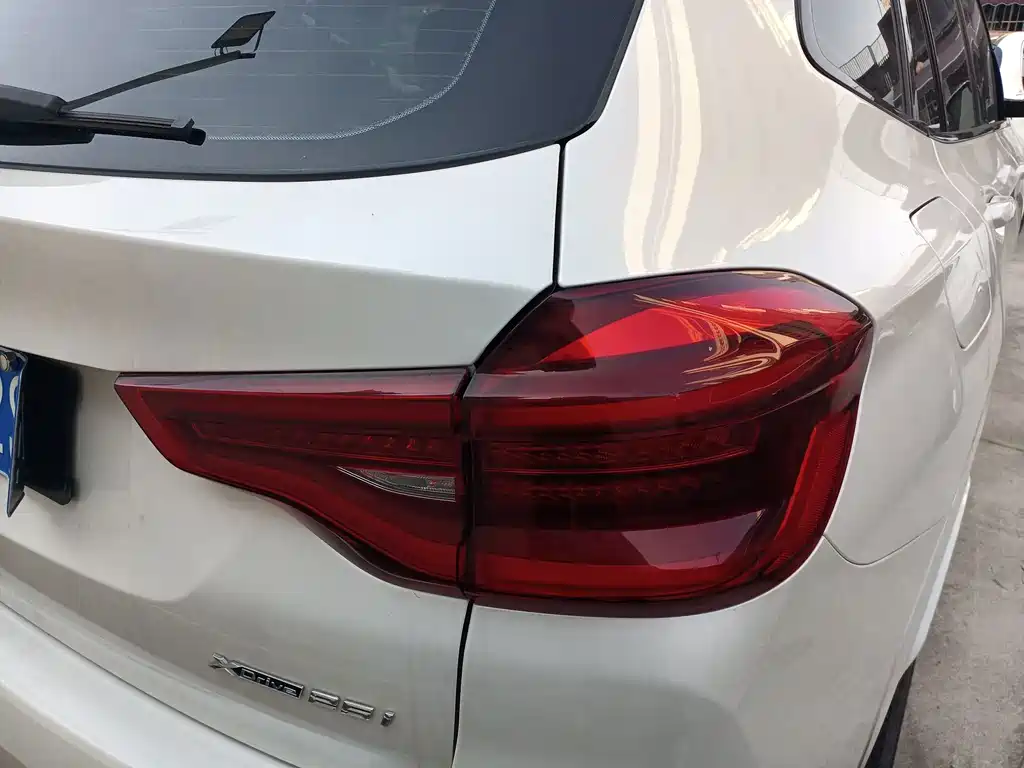 BMW X3 — фото 9