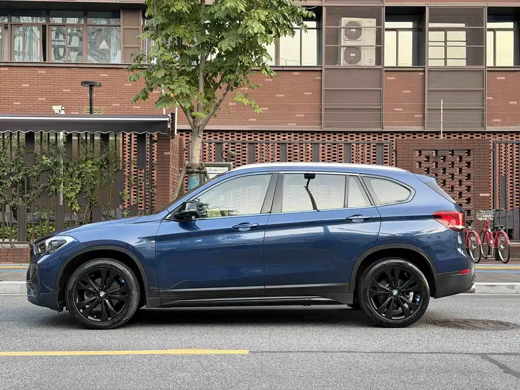 BMW X1 — фото 3