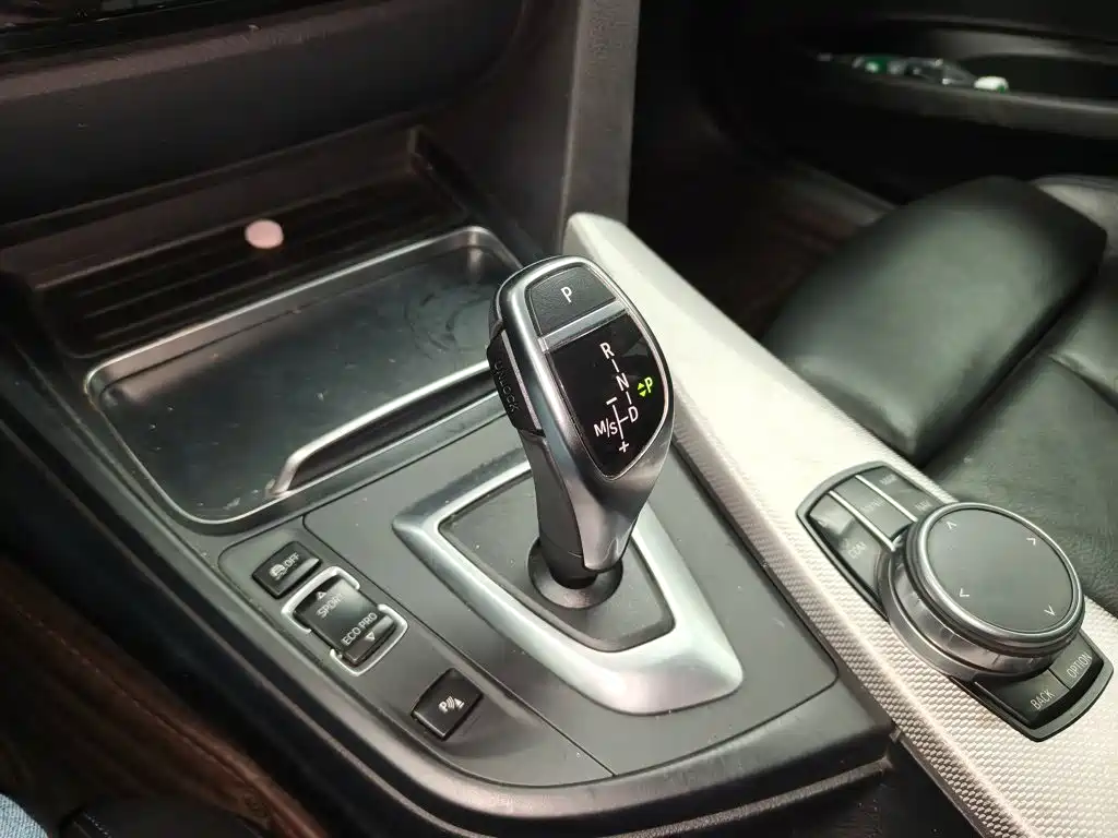 BMW 3 Series GT — фото 14