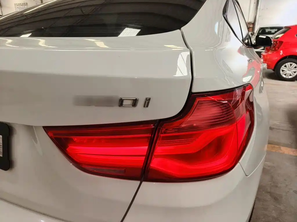 BMW 3 Series GT — фото 8