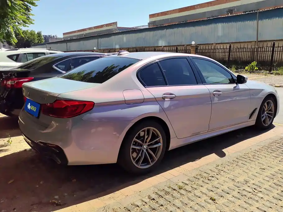 BMW 5 Series (Import) — фото 3