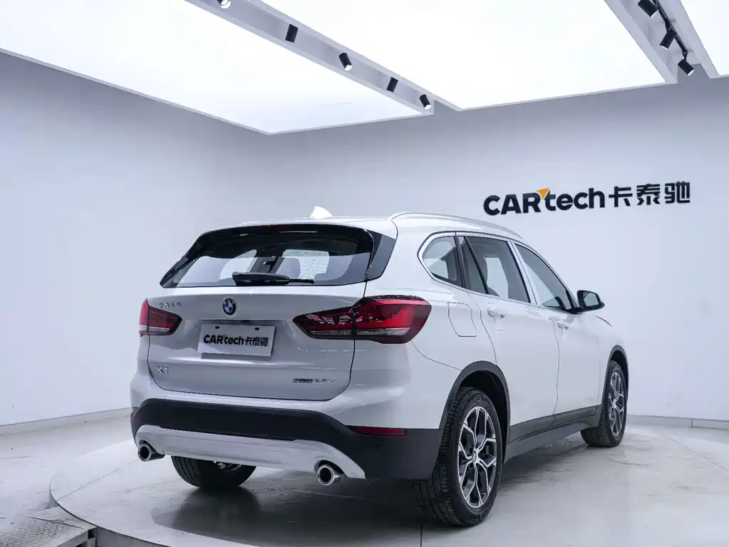 BMW X1 — фото 17