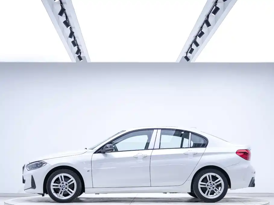 BMW 1 Series — фото 2