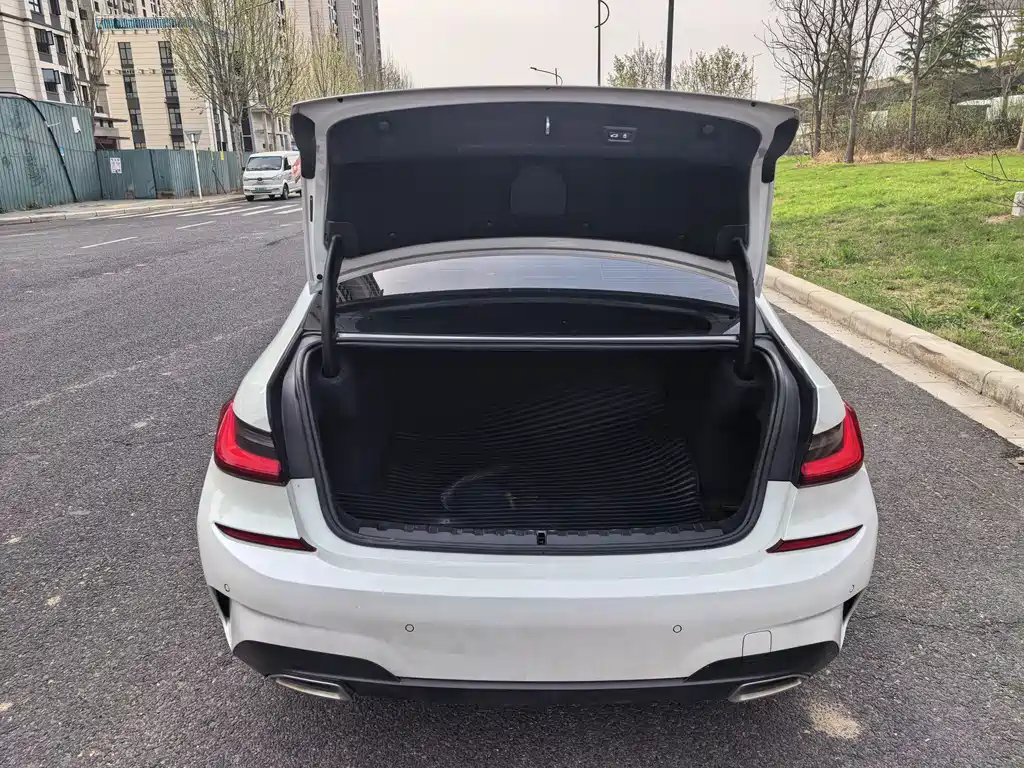 BMW 3 Series — фото 17
